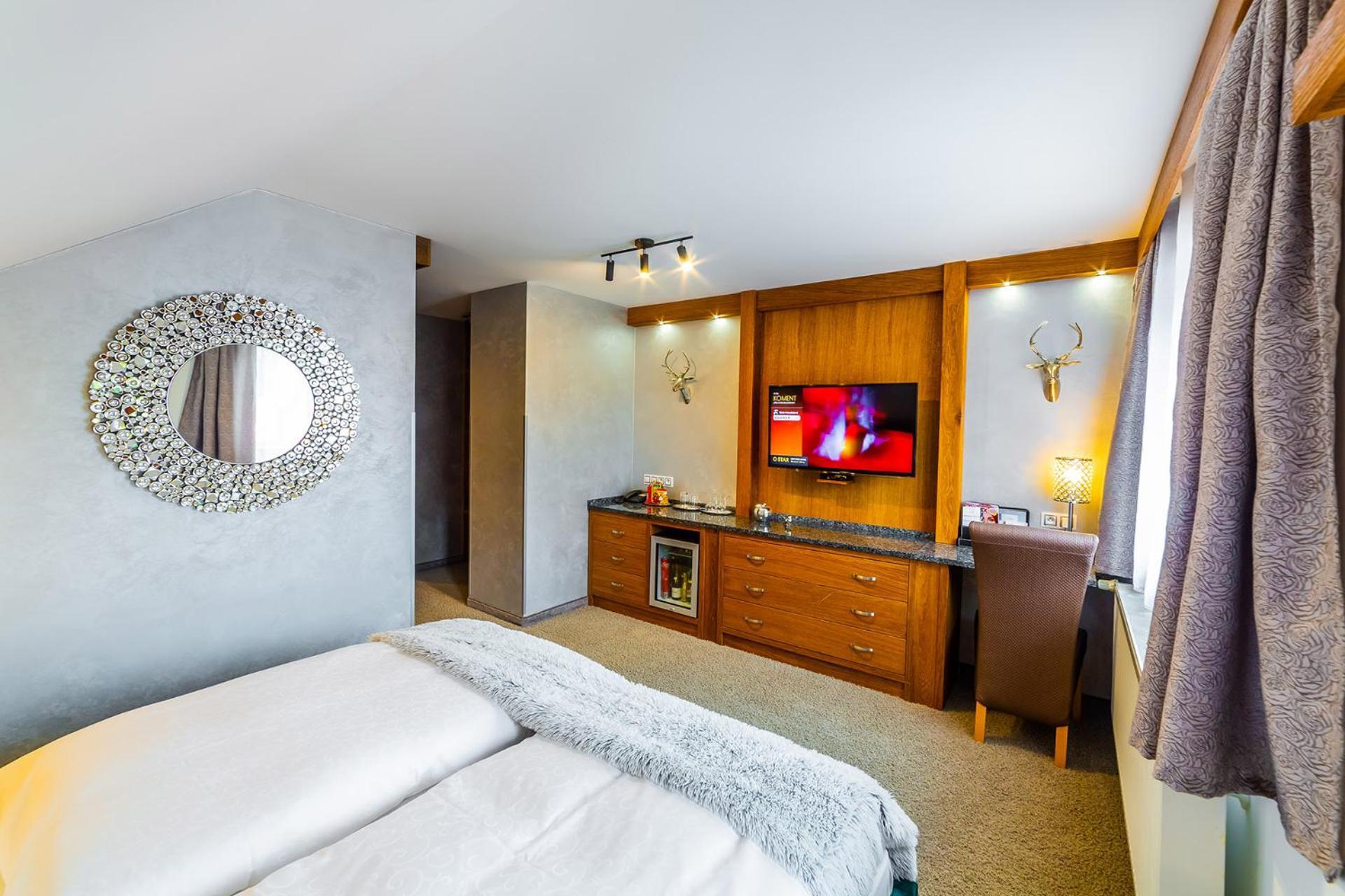 Wellness Hotel V Nebi Kořenov Zewnętrze zdjęcie