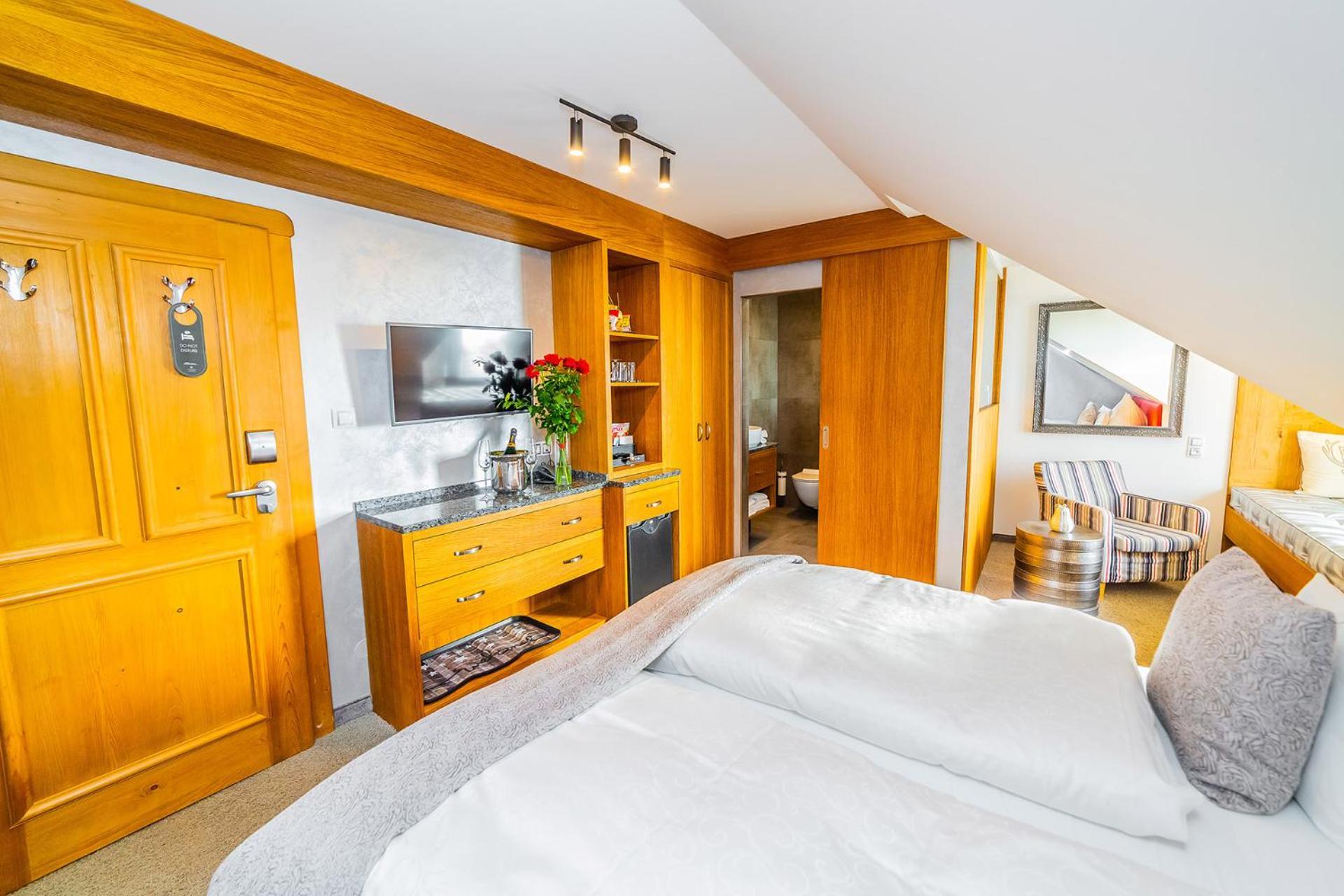 Wellness Hotel V Nebi Kořenov Zewnętrze zdjęcie
